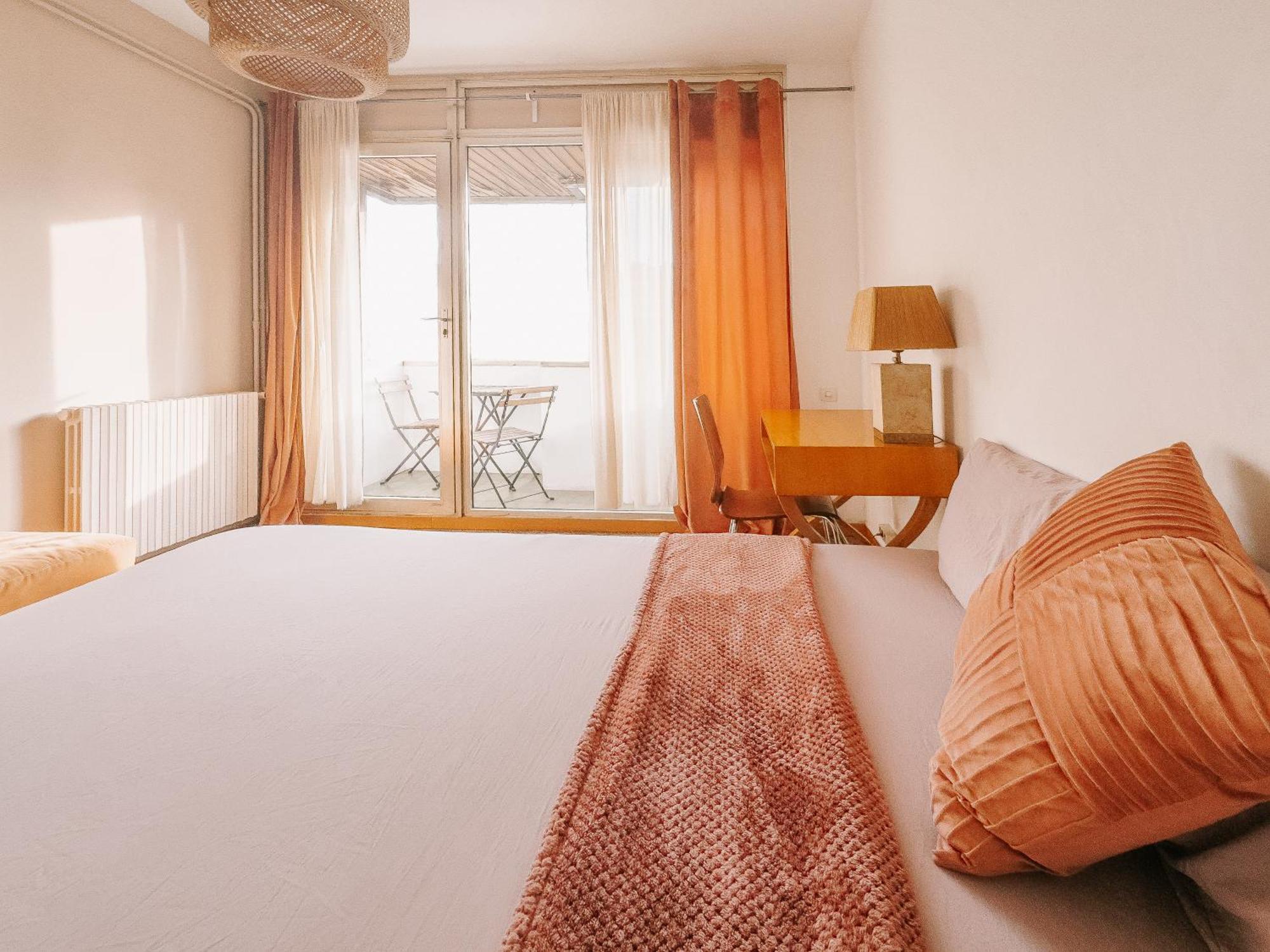 Lovely Rooms In Shared Apartment Gracia Neighborhood 바르셀로나 외부 사진