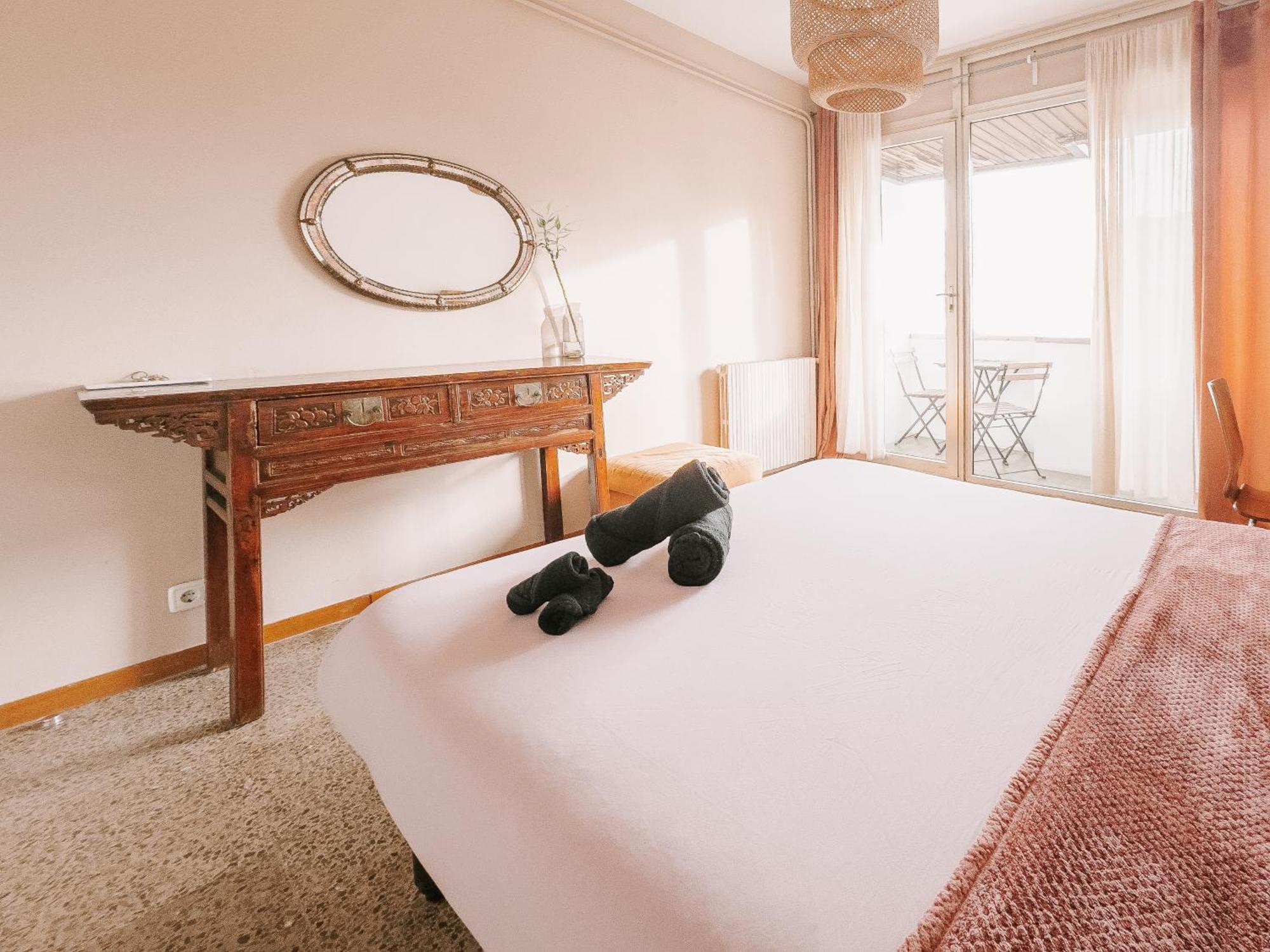 Lovely Rooms In Shared Apartment Gracia Neighborhood 바르셀로나 외부 사진