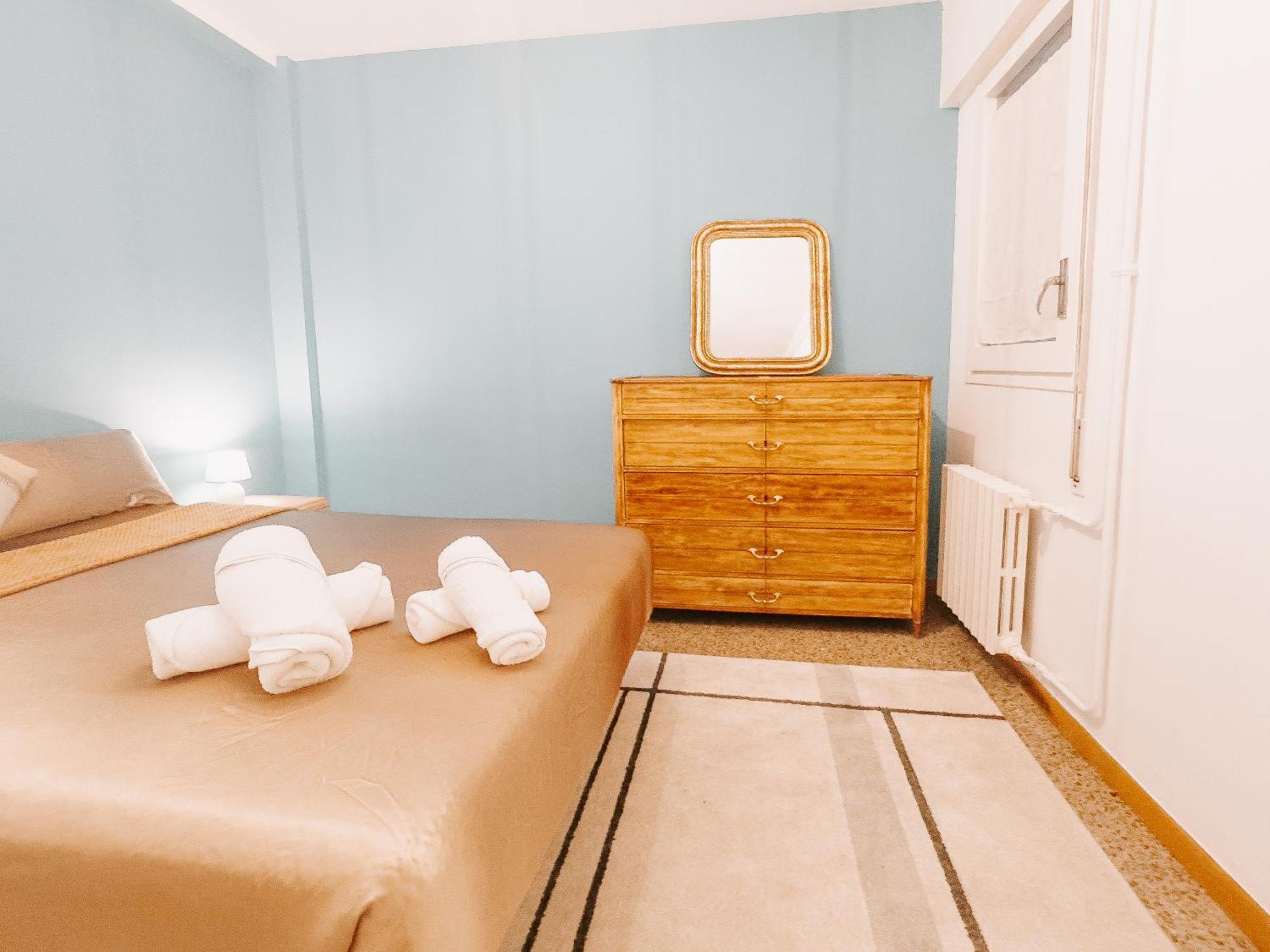 Lovely Rooms In Shared Apartment Gracia Neighborhood 바르셀로나 외부 사진